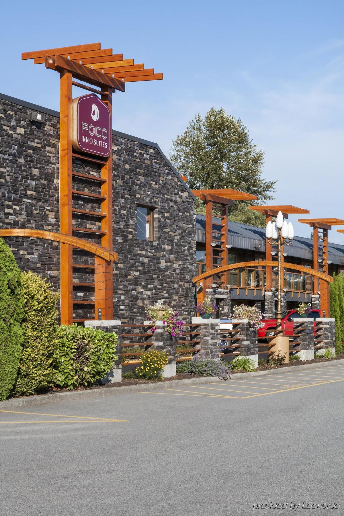 Poco Inn&Suites Hotel&Conference Center Port Coquitlam Exterior foto